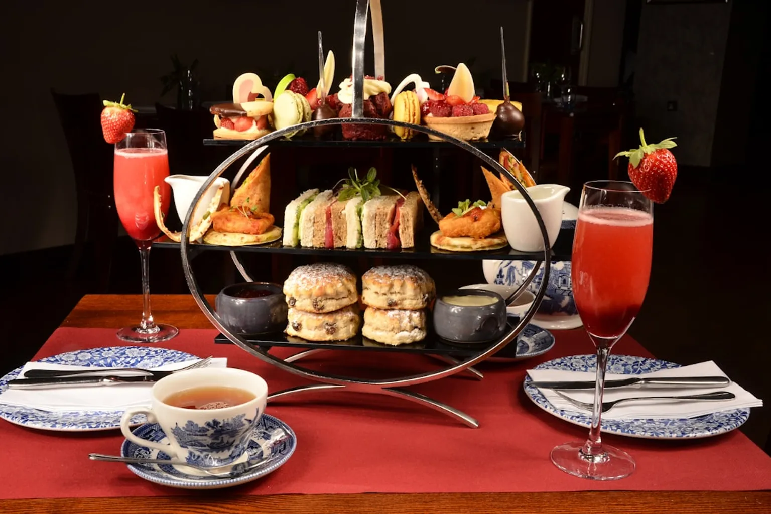 Afternoon tea in London prices: 5 options for every budget