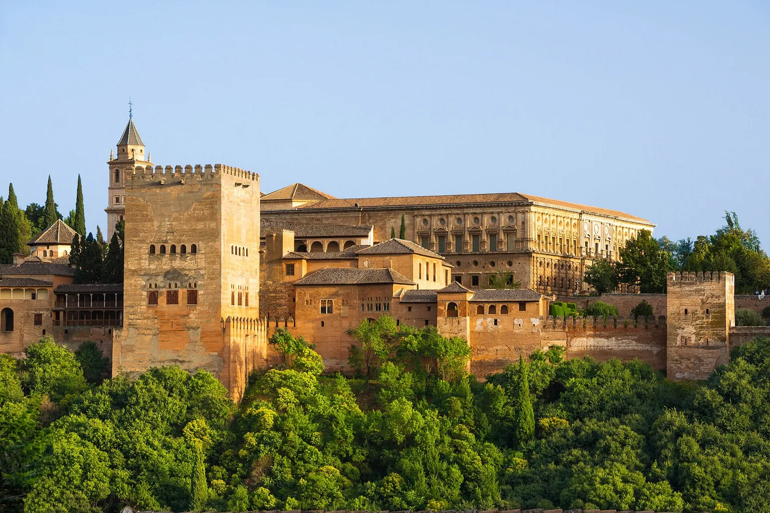Alhambra tickets: 4 proven ways to secure your entry