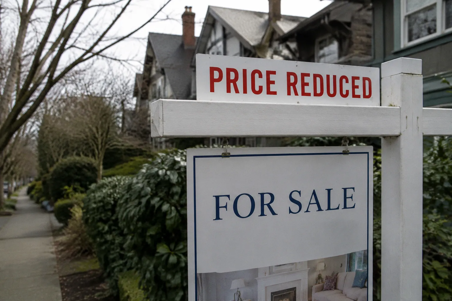 Analyzing the Impact of Rising Mortgage Rates on Seattle Real Estate Trends