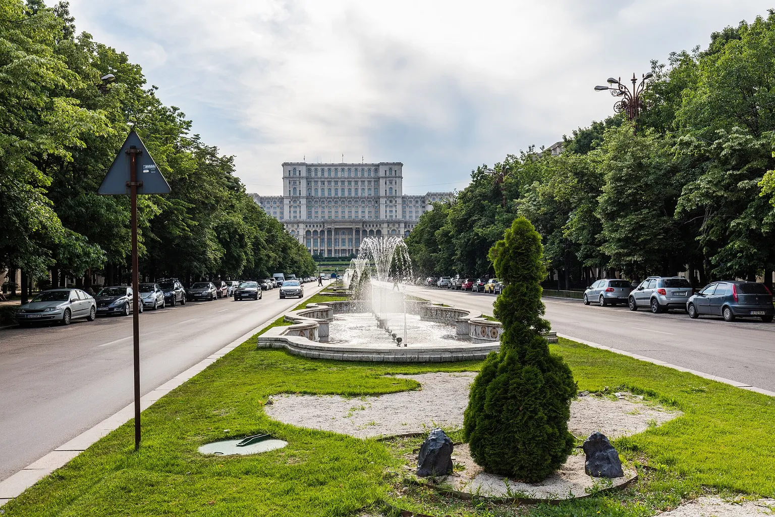 Palace of the Parliament: 3 reliable options for tour tickets