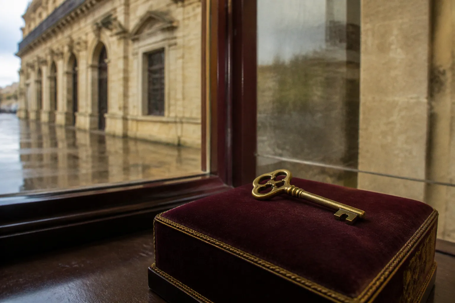 Royal Treasure Museum tickets: which option fits your visit?