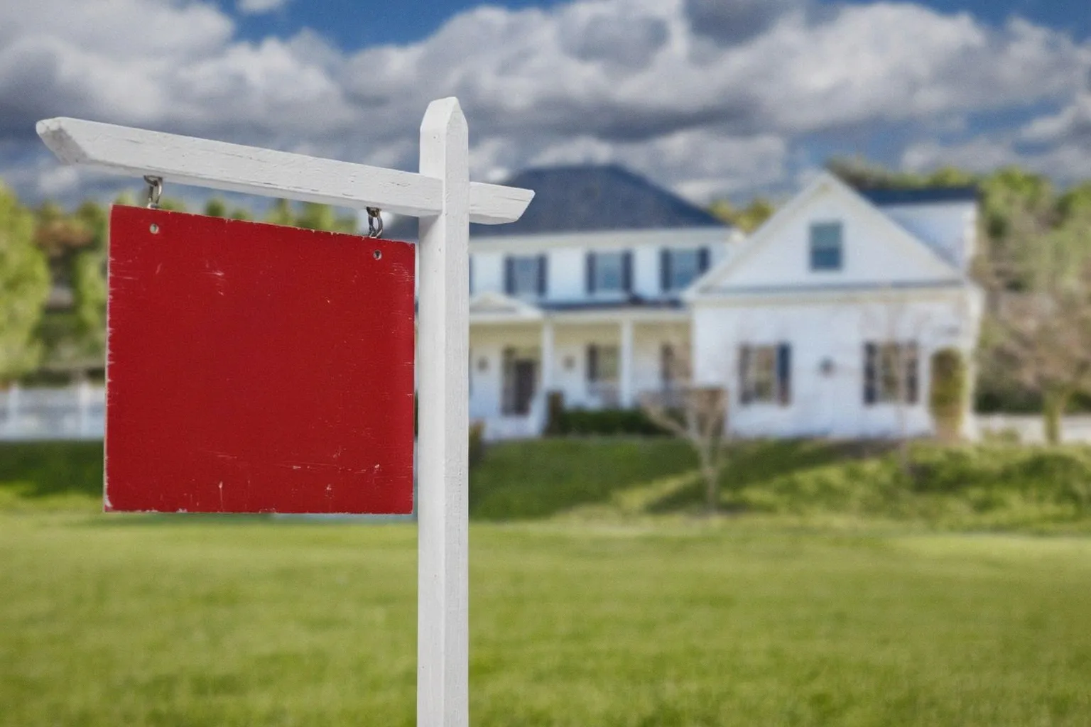 Seattle Housing Market Faces Steepest Price Declines as National Trends Shift