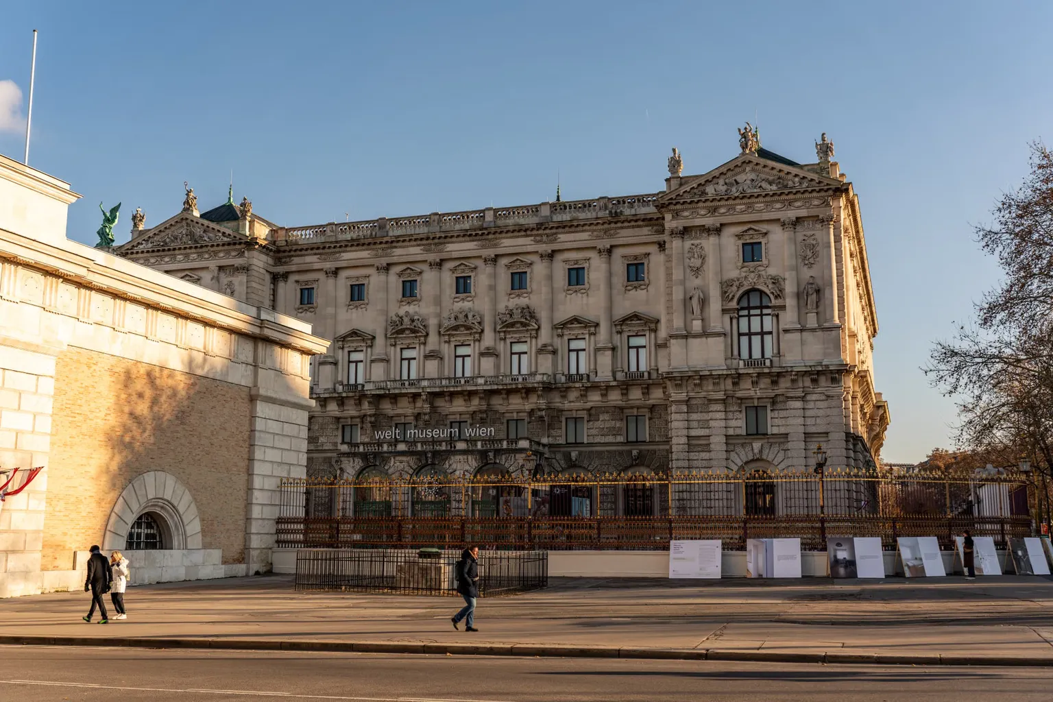 Weltmuseum Tickets: Choosing the Best Option for Your Visit